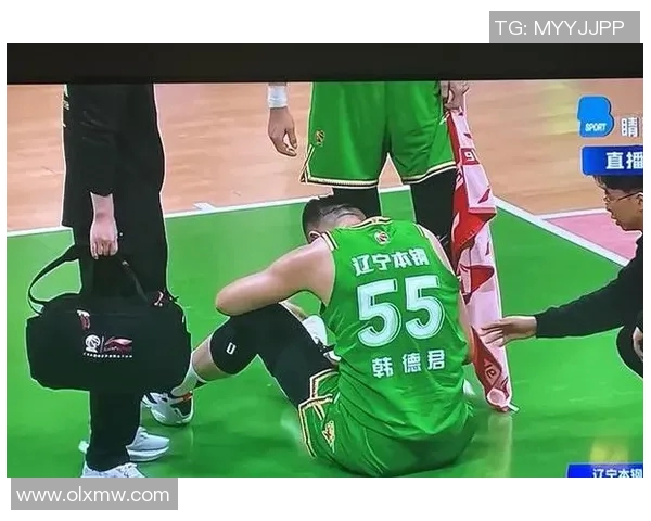 辽宁男篮遭遇三连败,教练组决定调整阵容,力求翻盘 辽宁男篮遭遇三连败,教练组决定调整阵容,力求翻盘